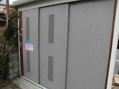 入居者様専用ゴミ庫です。