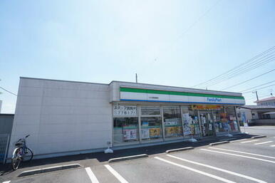 ファミリーマートつくば長高野店