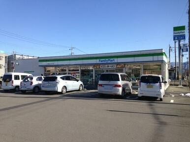 ファミリーマート甲府昭和インター北店