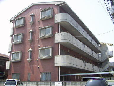 バルコニー南向きの建物で日当たり良好♪