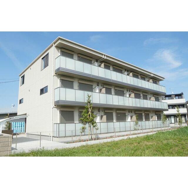 つくばエクスプレス「三郷中央駅」徒歩１５分　３階建てマンション