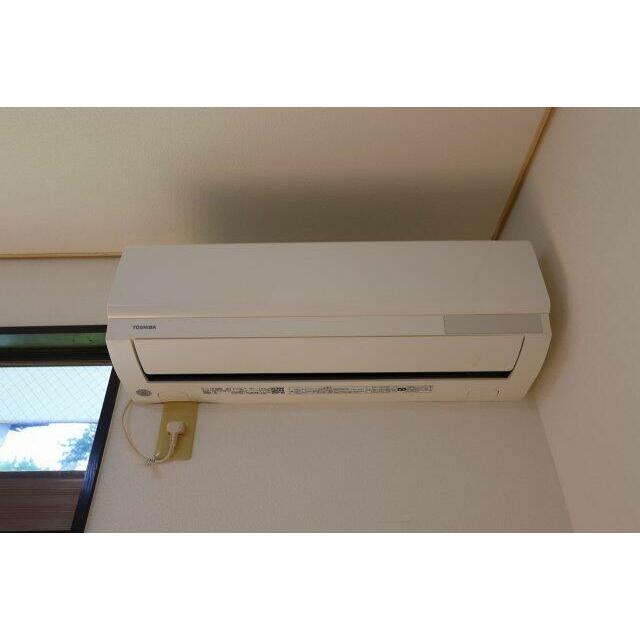 必須アイテムのエアコンも完備しております