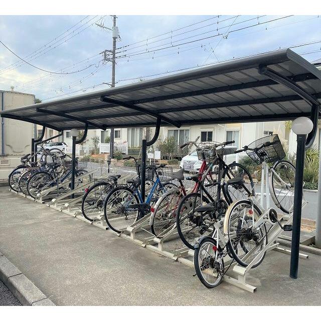屋根付き駐輪場