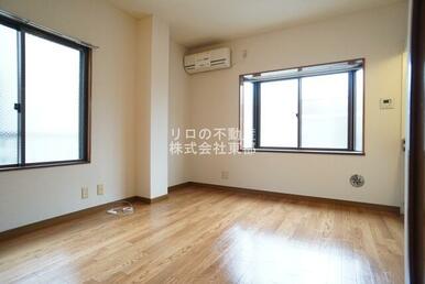 南向きの明るい２面採光♪