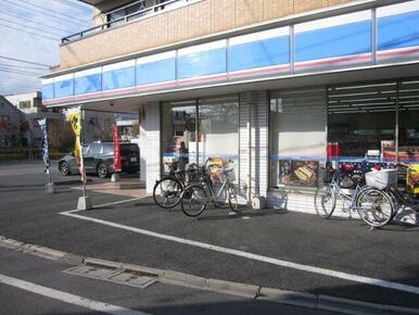 ローソン　足立加平二丁目店