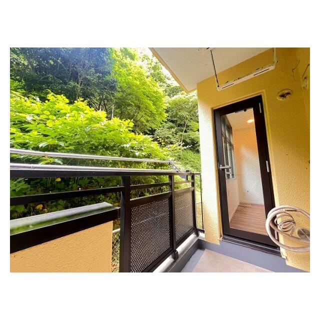 「バルコニー」