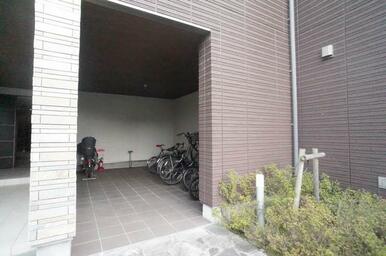 駐輪場