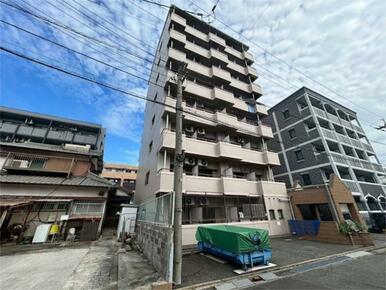 モノレール片野駅まで徒歩３分です☆ＪＲ小倉駅までは徒歩３２分と交通の利便性良好ですね