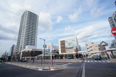 「東中野」駅周辺にはアトレをはじめ、商業施設が建ち並びます♪