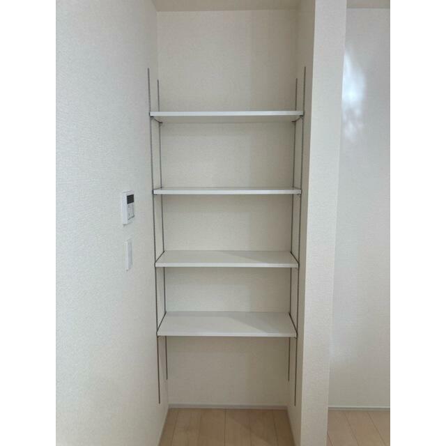 便利グッズや収納アイテムを駆使してテトリス感覚で整理整頓を楽しんでみては？（1号棟）