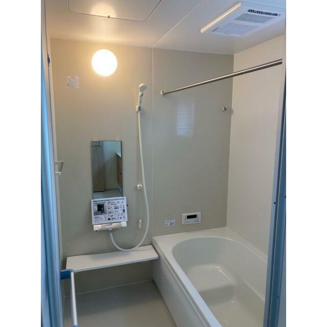 清潔なお風呂で最高のリラックスタイムを（1号棟）