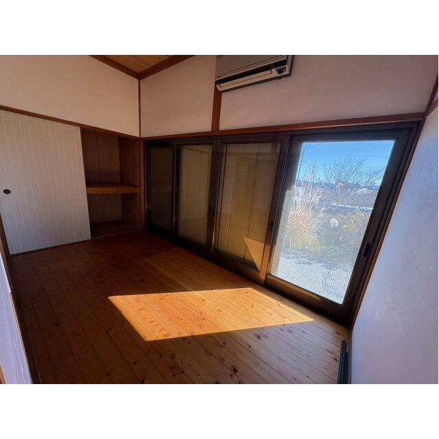 和室と使い分けできる、便利な一室