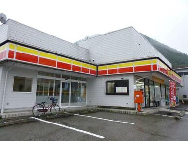 デイリーヤマザキ金山警察前店