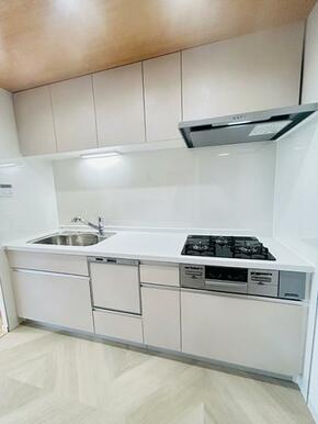 「キッチン」キッチン全体の様子です。