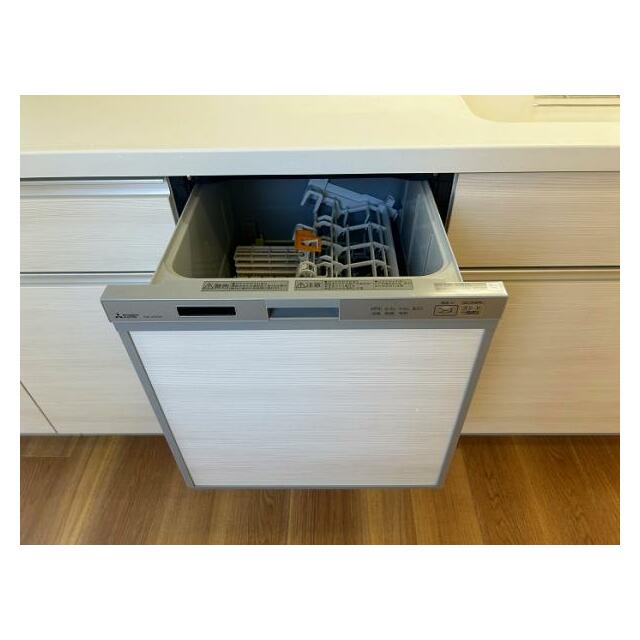 キッチン　食器洗浄乾燥機付き