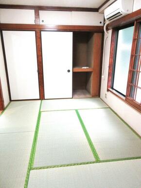 押入れ付きの和室6帖
