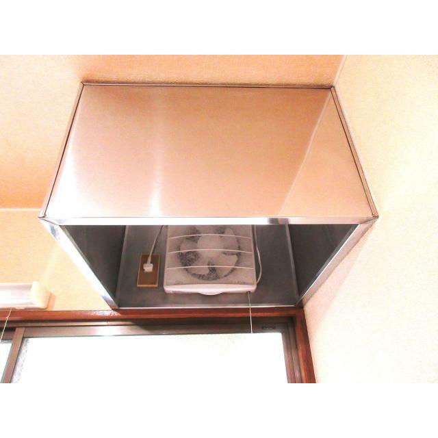 レンジフード付きです