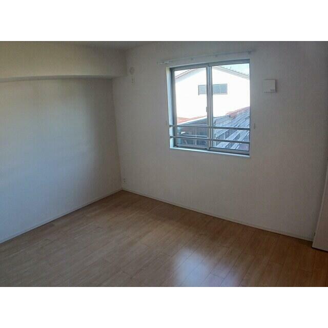 apartment 北方町大字志久