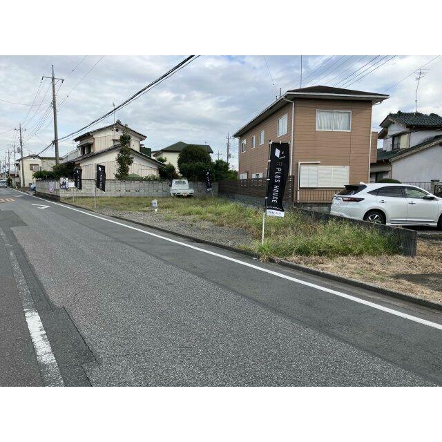 前面道路含む現地写真です