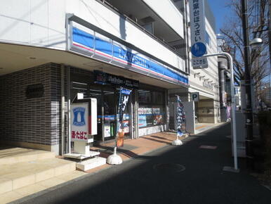 ローソン青葉台駅前店
