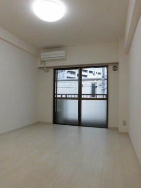 (参考)同一建物内の他の部屋の写真となります。