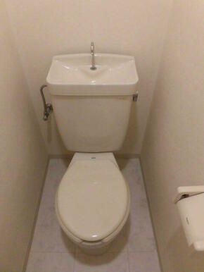 (参考)同一建物内の他の部屋の写真となります。