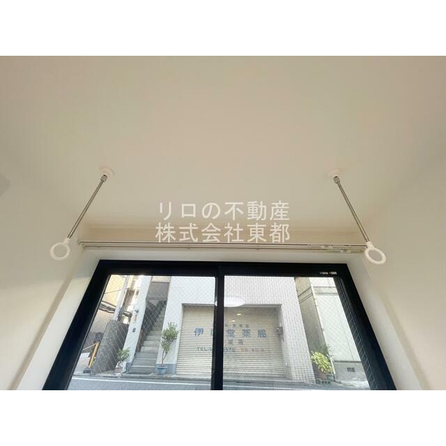 室内物干し用金具付！日中の外出や雨の日のお洗濯に便利☆