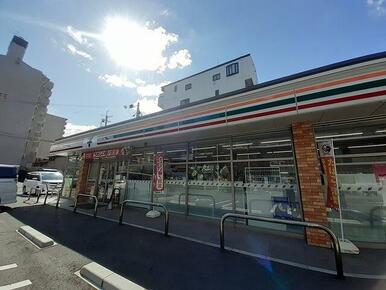 セブンイレブン大阪巽北３丁目店