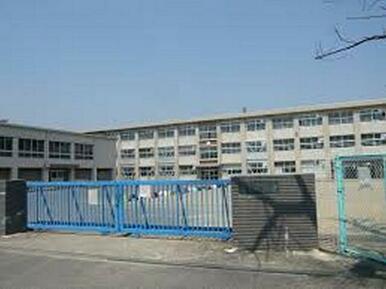 岐阜市立岩小学校