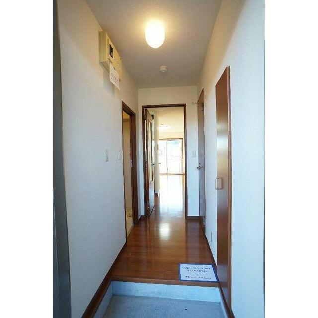 ゆったりとした玄関まわりです。