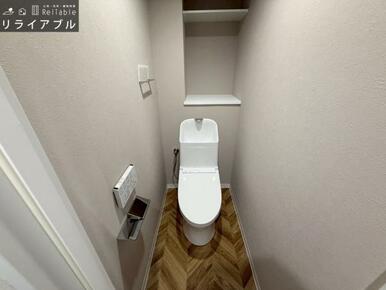 暖房便座機能により、寒い時期のヒヤッとする不快感を解消します。