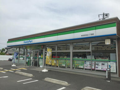 ファミリーマート本庄日の出二丁目店