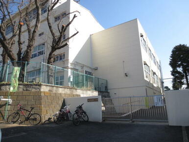 田奈小学校