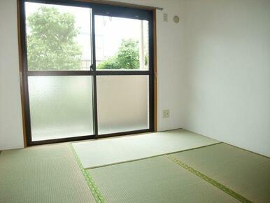 和室　※他の部屋の写真です。