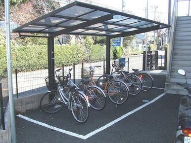 屋根付き駐輪場