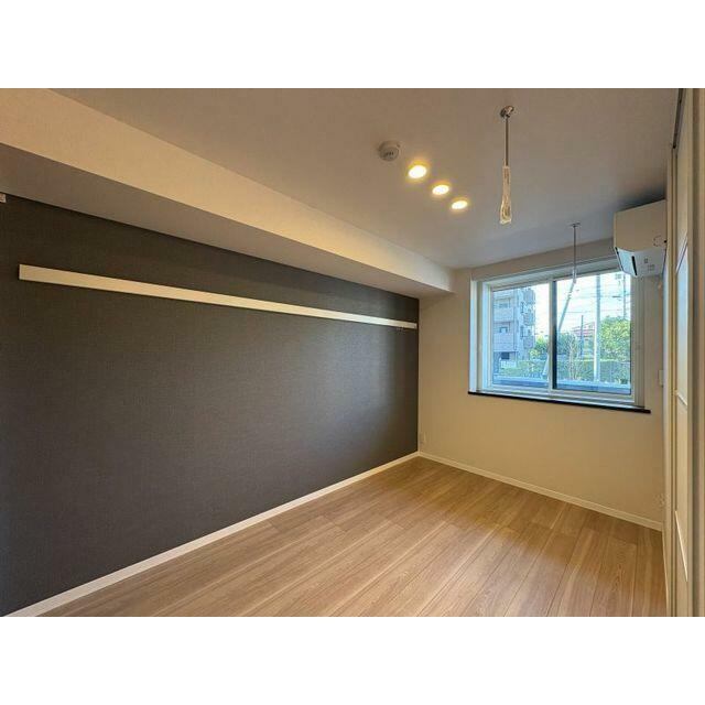 ハンガーフック付き化粧幕板がございます