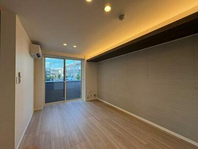 間接照明を採用しております