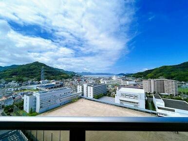 「バルコニー」景色がとても良いです。