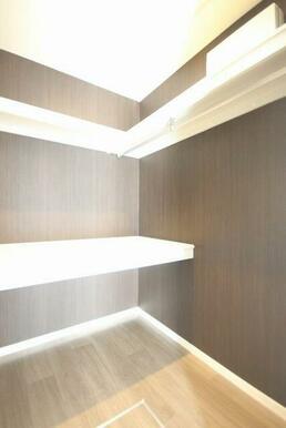 洋室にはウォークインクロゼット採用