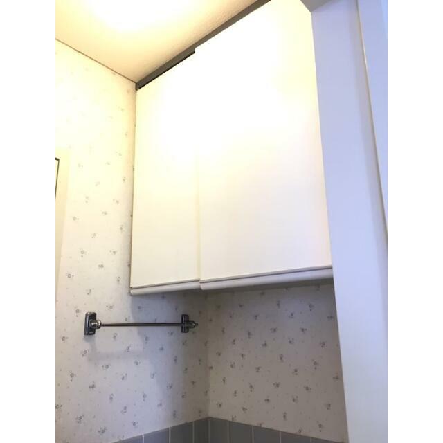 洗濯機置き場上部に棚あり♪