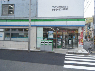 ファミリーマート横浜菊名店