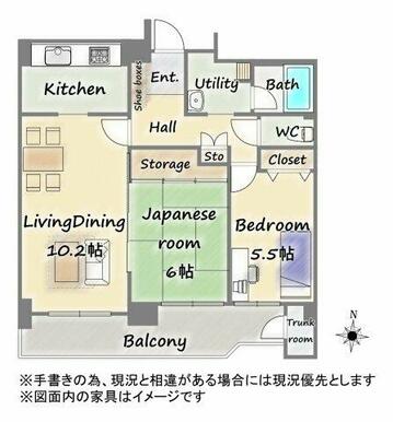 全室が南向きで光の差し込む窓がある明るいお部屋です♪二人暮らしにおすすめの間取りの２ＬＤＫ♪