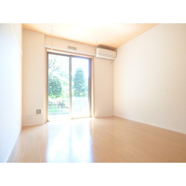 ★日差しのしっかりと入る室内です★
