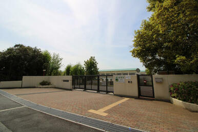 市立はるみ小学校