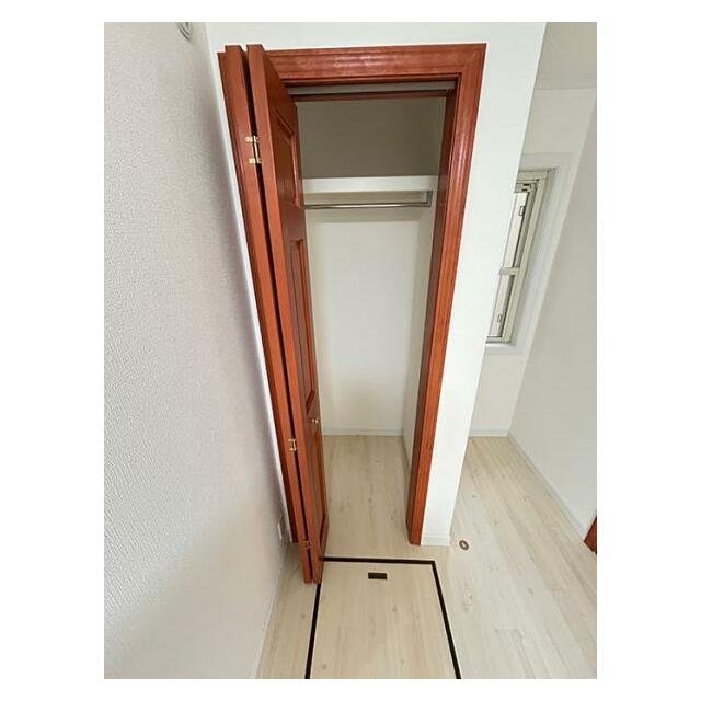 洋室約6帖（1）　クローゼット
