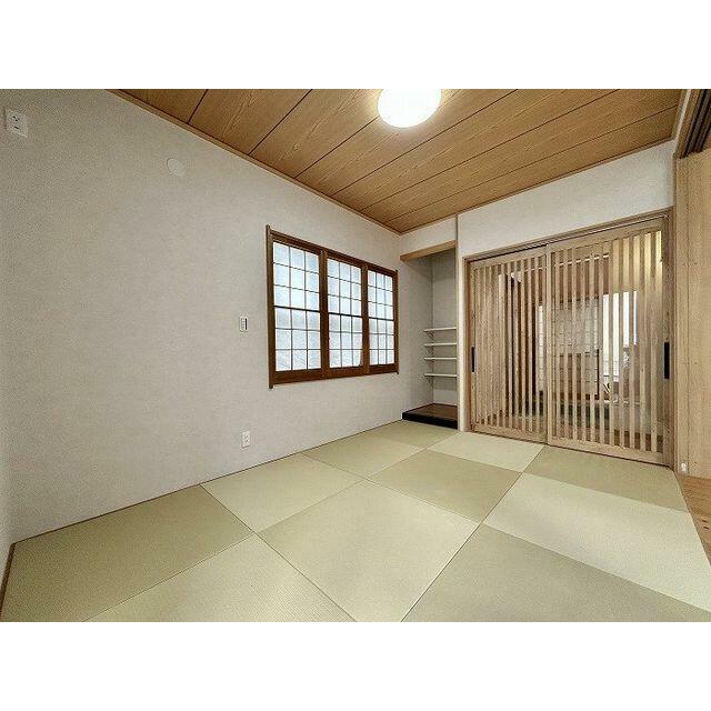 「１階和室」約６帖ございます。