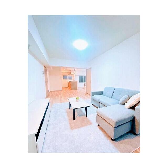 「LDK」約21.2帖の広々とした空間です