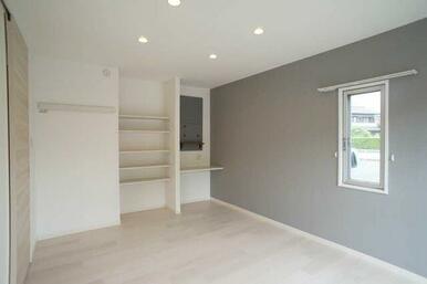 ハンガーフック付き化粧幕板がございます