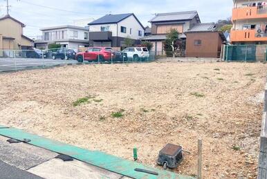 地下鉄「塩釜口」徒歩１１分　御幸山の南に広がる、平坦で緑の多い落ち着いた住宅街です！