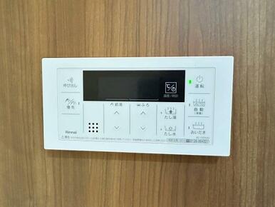 キッチン横収納スペース